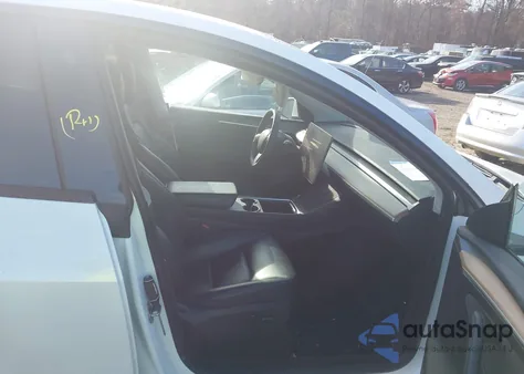 2023 Tesla Model Y Awd/Long Range Dual Motor All-Wheel Drive из США, поврежденный, VIN 7SAYGDEE6PA080216